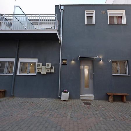 Katie'S Blue House Apartment Volos Bagian luar foto
