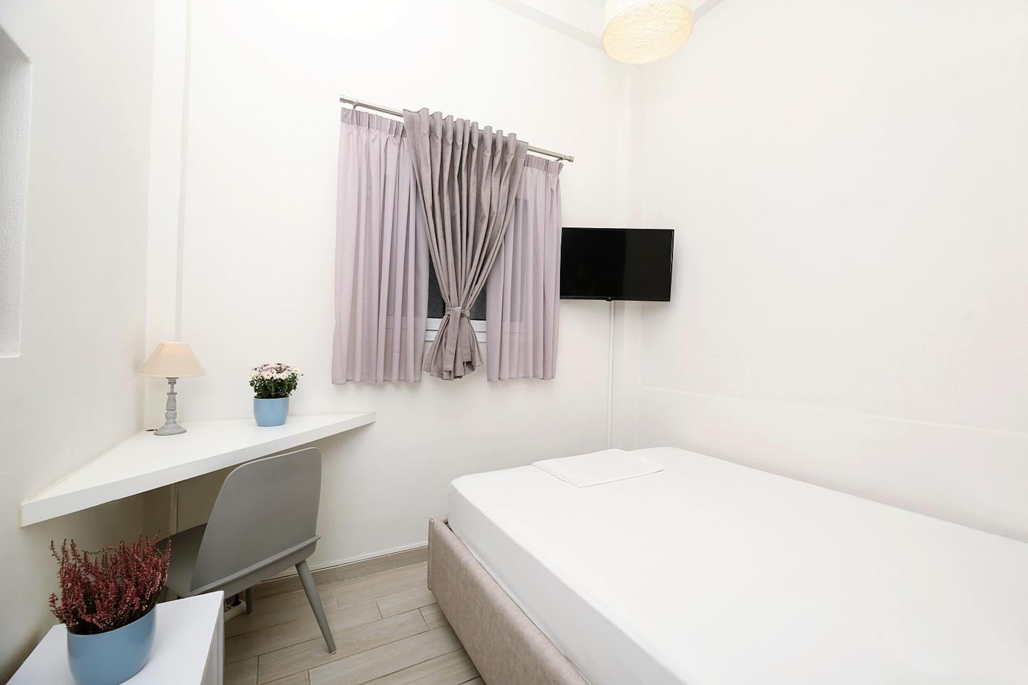 Katie'S Blue House Apartment Volos Bagian luar foto
