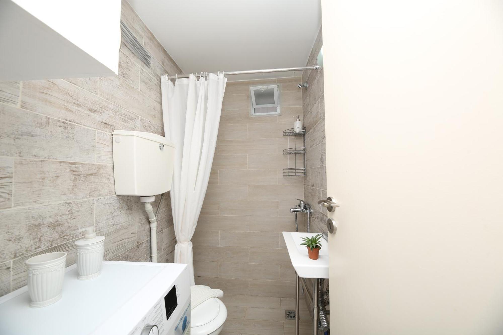 Katie'S Blue House Apartment Volos Bagian luar foto